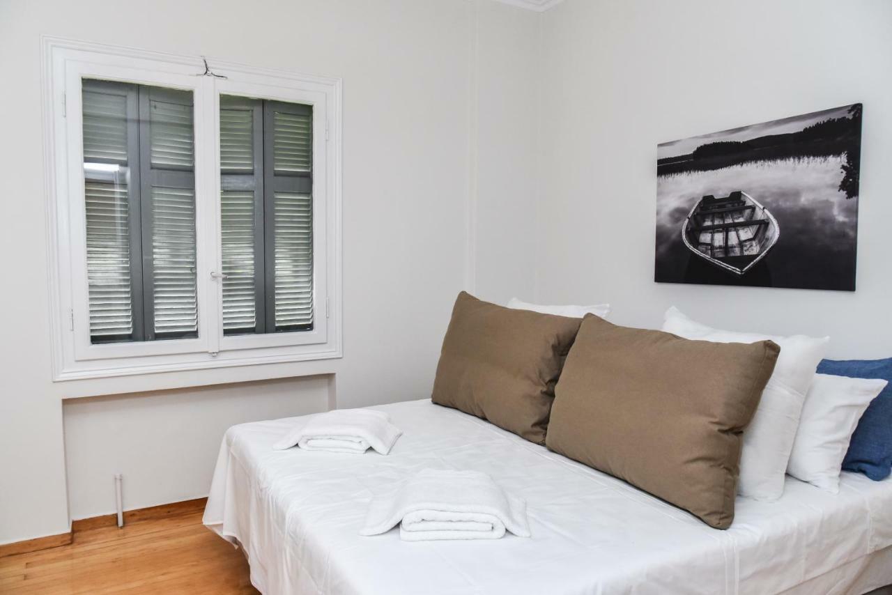 Warm Apartment At Exarchia 1 Bed 2 Pers Athén Kültér fotó